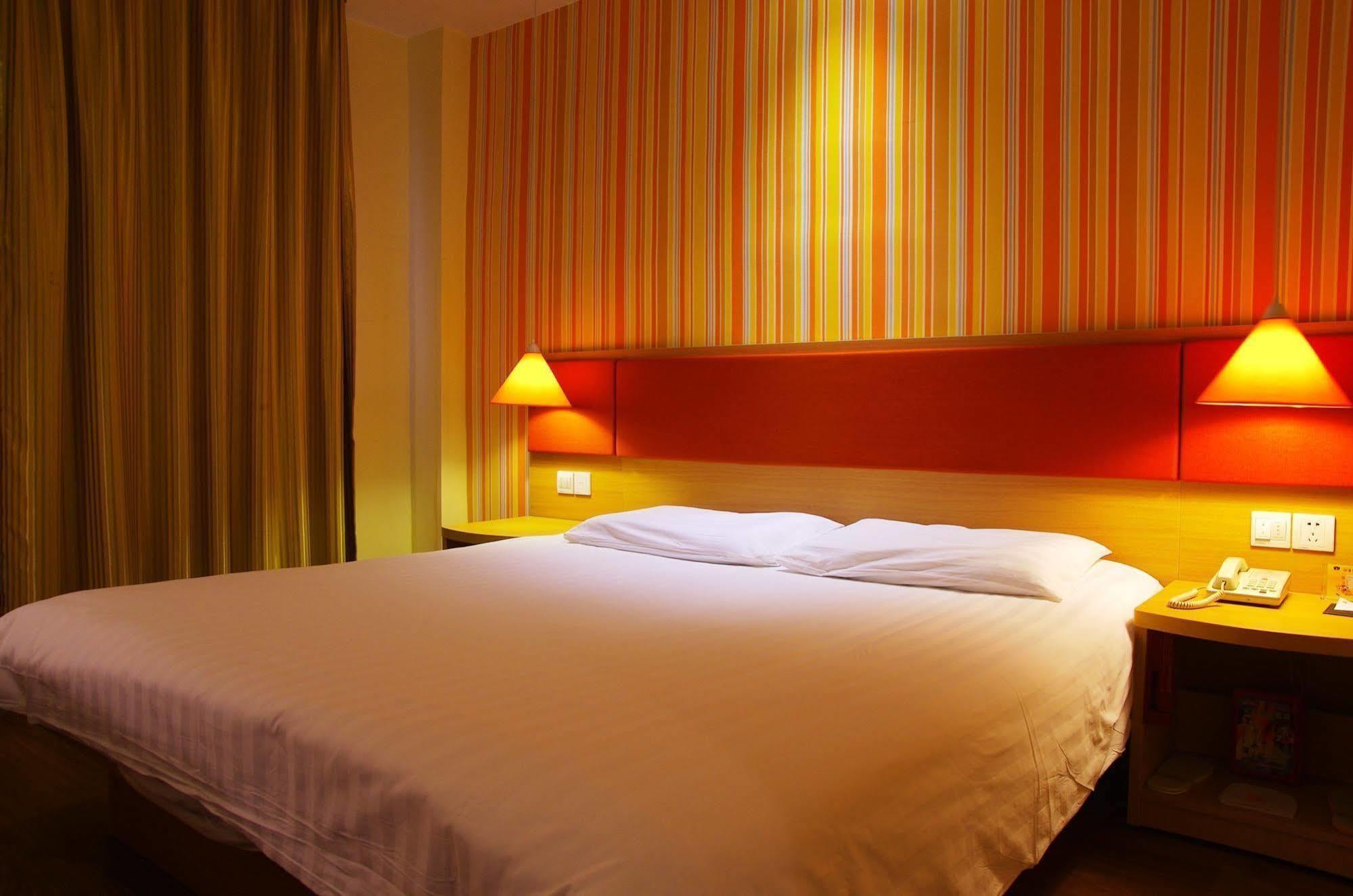 Home Inn Jiaxing Eksteriør bilde